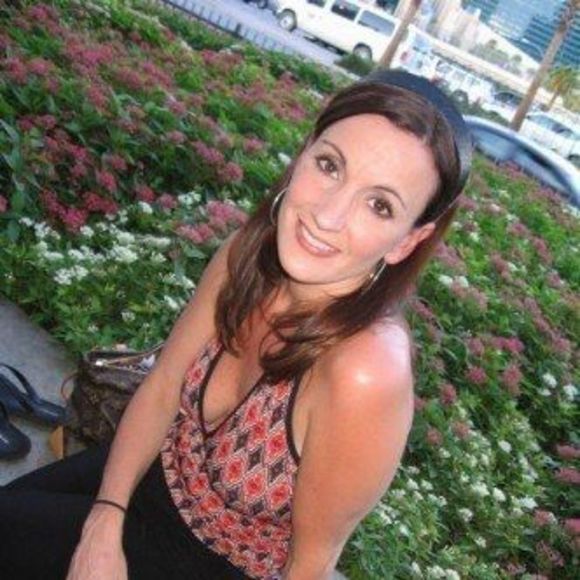 Meet your Posher, Christina - Picture 1 of 1